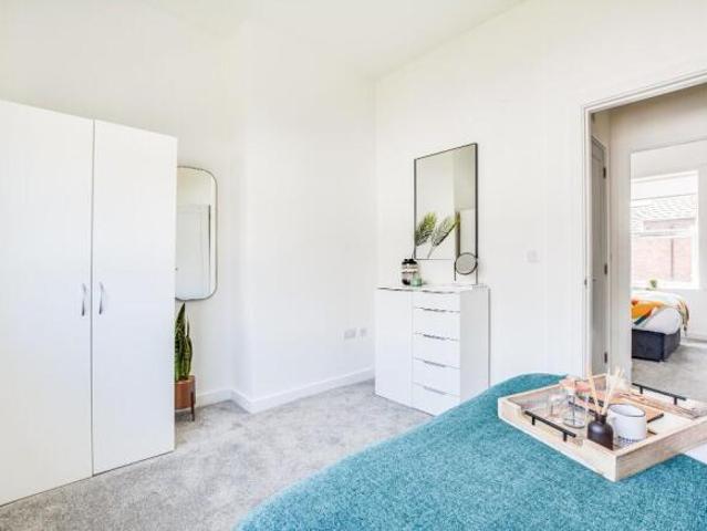 Cottage for rent in Calderstones