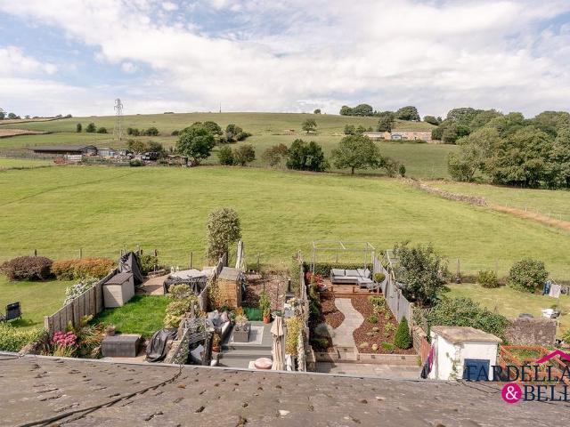 House for sale in Wheatley Lane, Higherford
