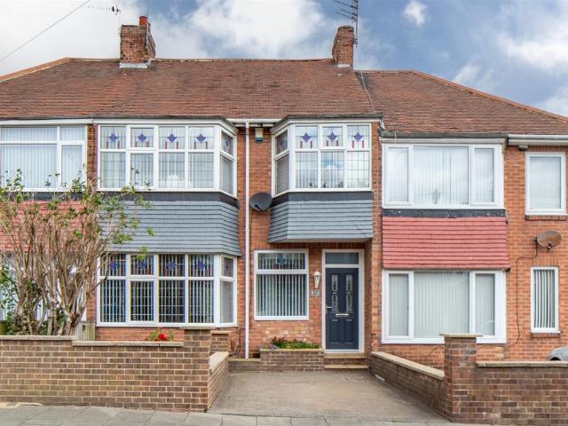House for sale in Cowgate, Newcastle upon Tyne