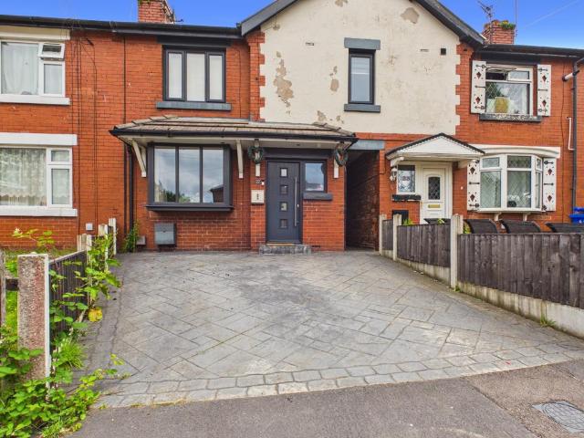 House for sale in Godley, Greenheys