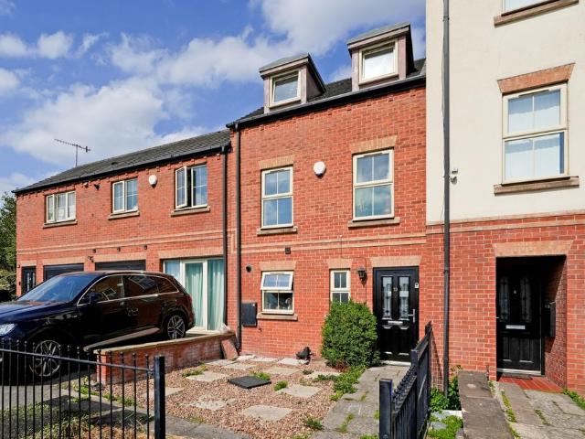 House for sale in Darnall, South Yorkshire