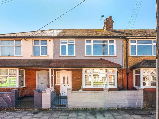 House for sale in Wealdstone, Greater London