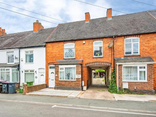 House for sale in Gun Hill, Warwickshire