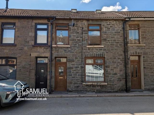 House for sale in Abercynon