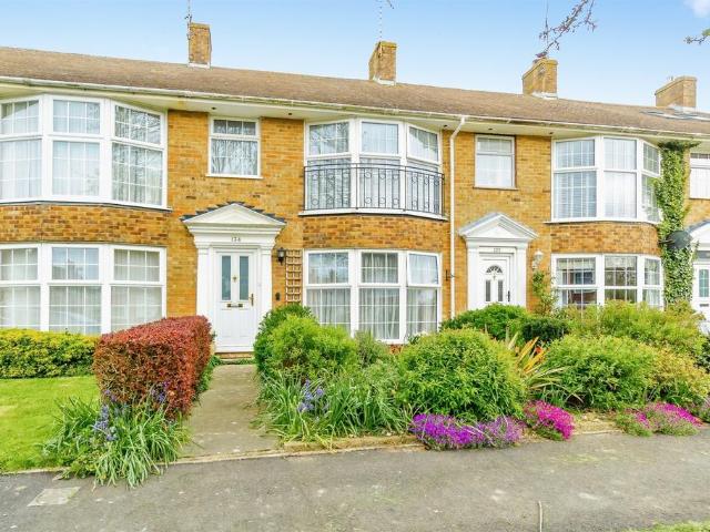 House for sale in Fishersgate, West Sussex