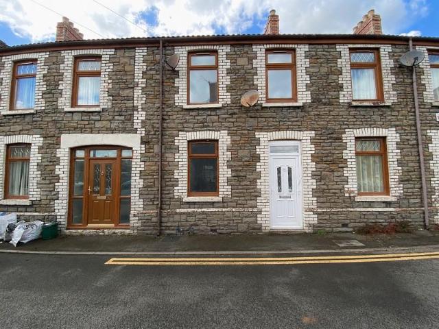 House for sale in Cimla, Neath