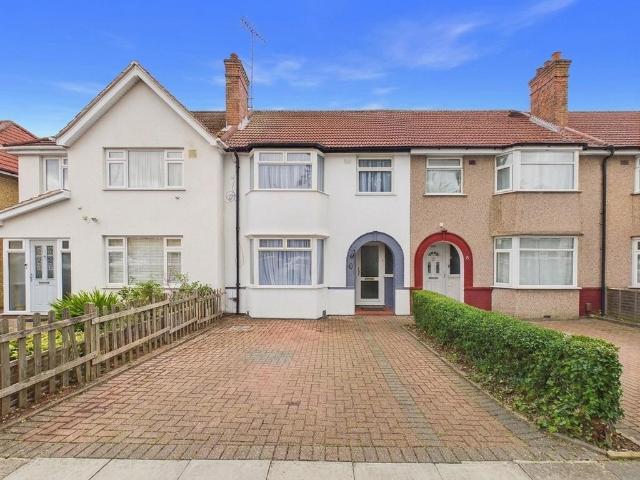 House for sale in London Borough of Ealing, Greater London