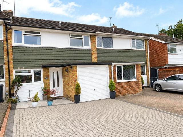 House for sale in Winnersh