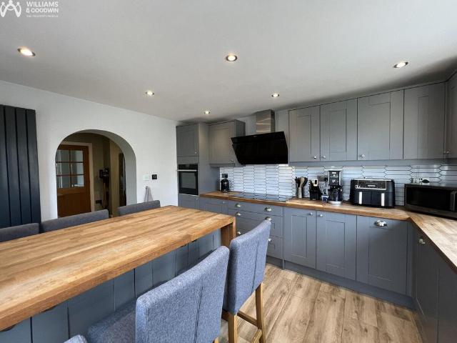 House for sale in Penrhyn, Cemaes