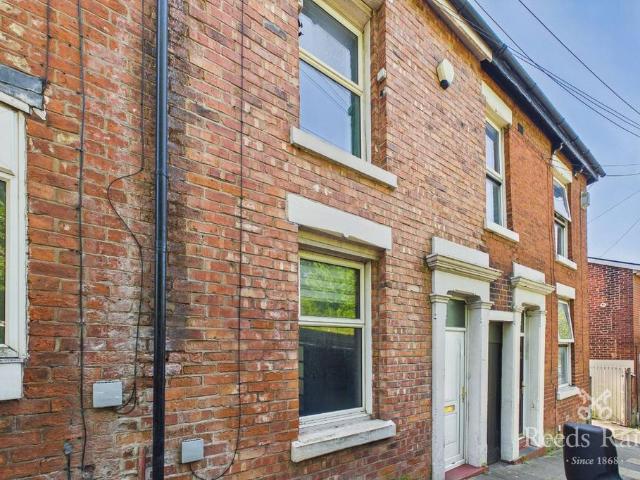 House for sale in Plungington, Higher Bartle