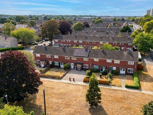 House for sale in Heartsease, East Bank