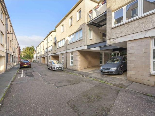 House for sale in Bonnington, City of Edinburgh