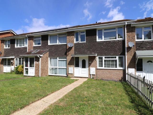 House for sale in Hedge End, Helford