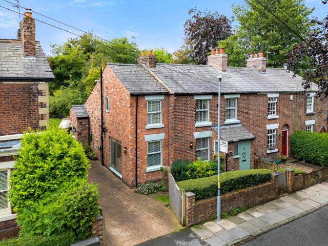 House for sale in Stockton Heath, Warrington