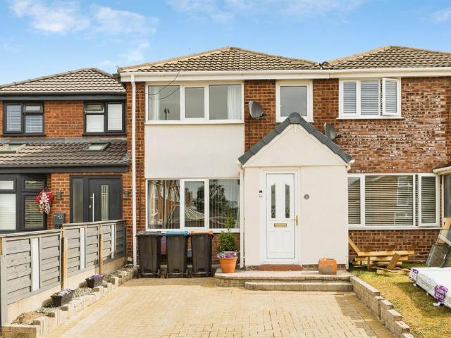 House for sale in Elton