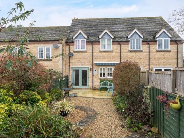 House for sale in Elton, Elton