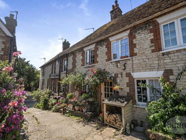 House for sale in Littlecote, West Sussex