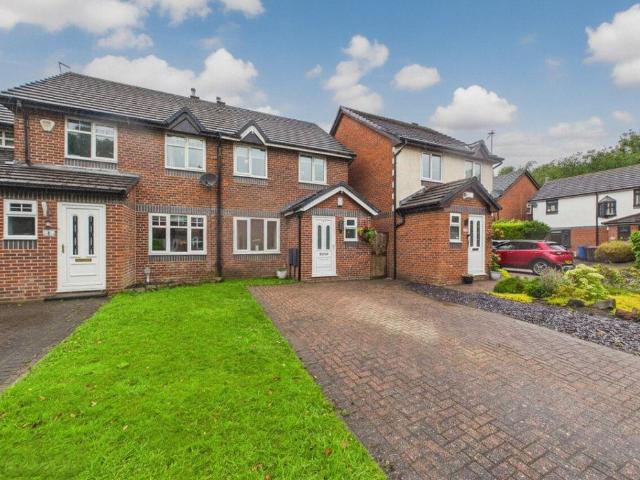 House for sale in Salford, Greater Manchester