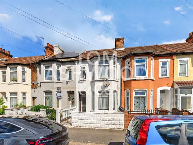 House for sale in Thames View, Greater London