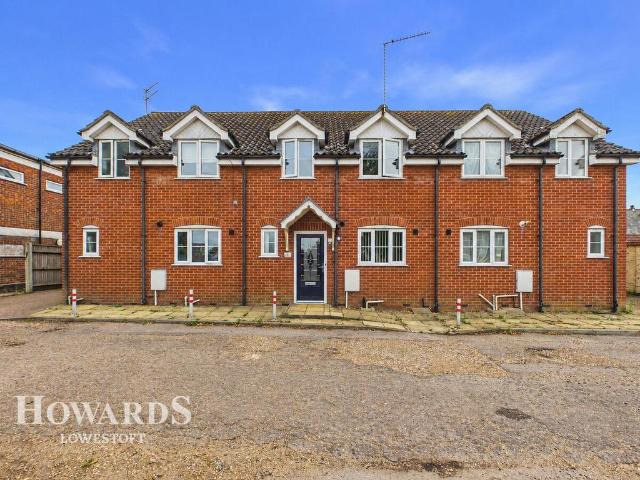 House for sale in Eastbridge, Suffolk
