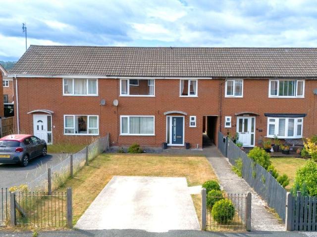 House for sale in Rhosywaun, Chirk