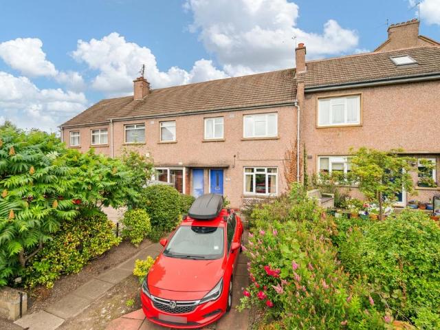 House for sale in Comely Bank, Scotland