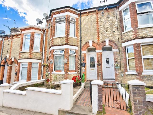 House for sale in Ash, Kent