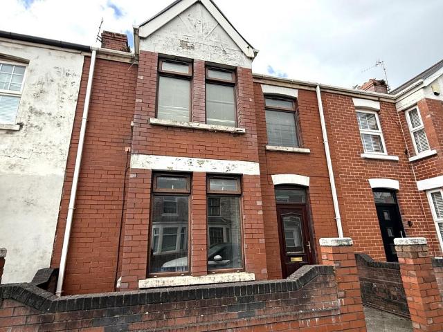 House for sale in Sandfields East, Aberavon