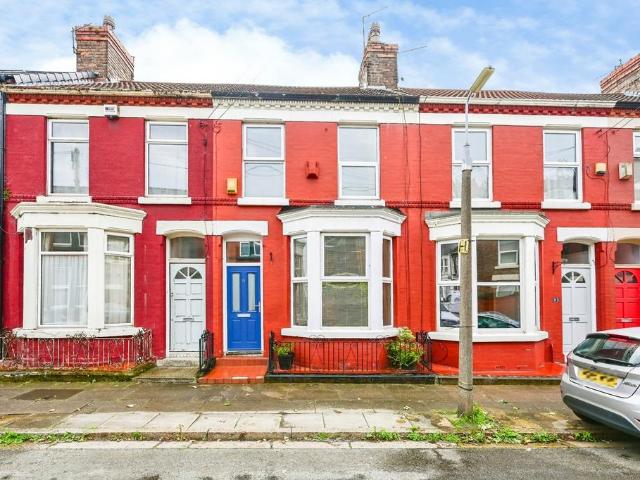 House for sale in Calderstones