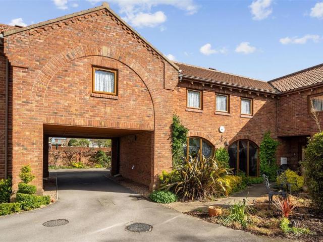House for sale in Keyingham, East Riding Of Yorkshire