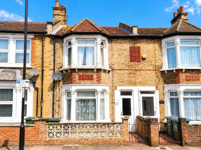 House for sale in Abbey Wood, Greater London
