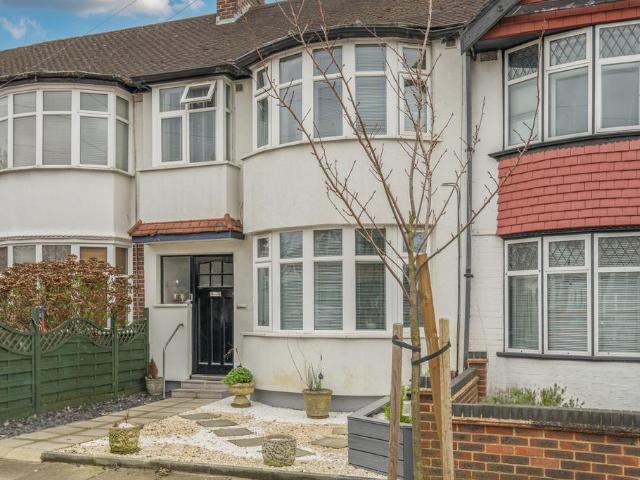 House for sale in London Borough of Ealing, Greater London