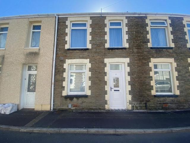 House for sale in Cimla, Neath