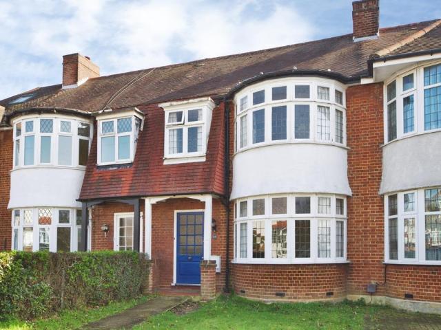 House for sale in Brunswick Park, Greater London
