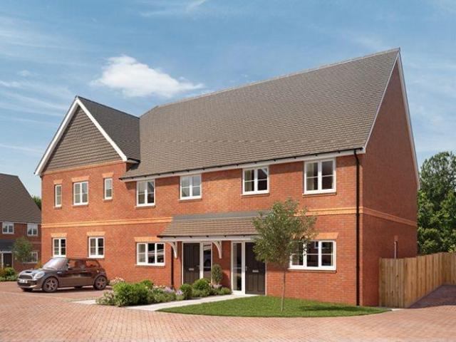 House for sale in Shottermill, Fole