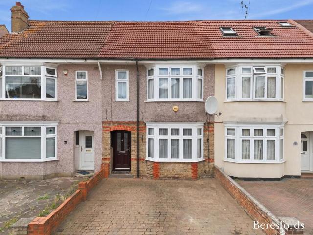 House for sale in Rush Green, Greater London