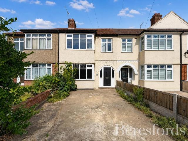 House for sale in Corbets Tey, Greater London
