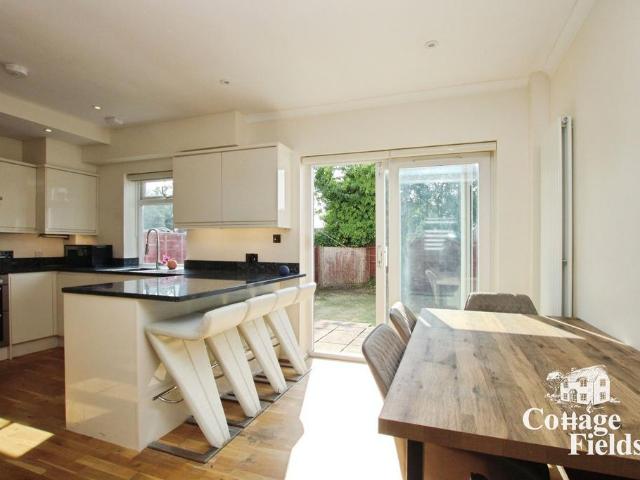 House for sale in Potters Bar, Hertfordshire