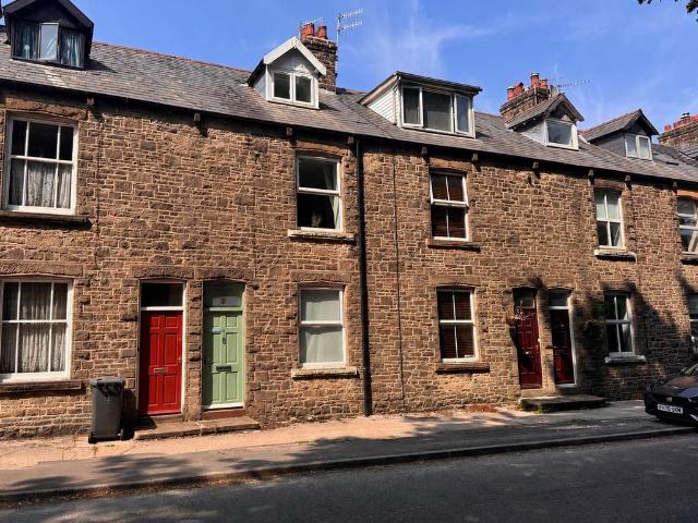 House for sale in Buxworth, Charlesworth
