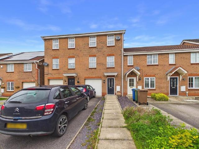 House for sale in Elloughton-cum-Brough, Brough