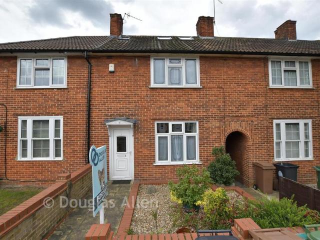 House for sale in Chingford, Greater London