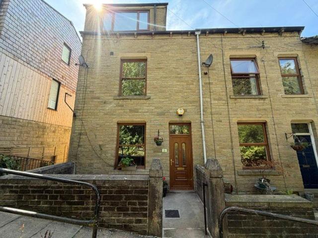 House for sale in Hebden Royd, Hebden Bridge