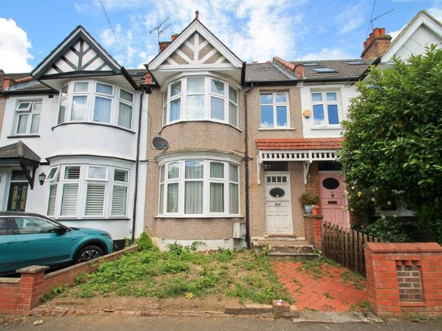 House for sale in Wealdstone, Greater London