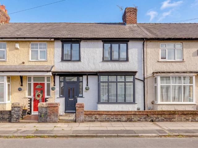 House for sale in Great Crosby