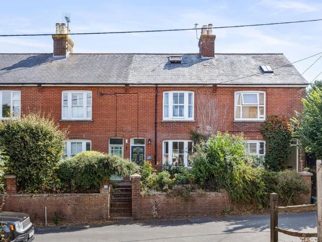 House for sale in Perryfields, West Sussex