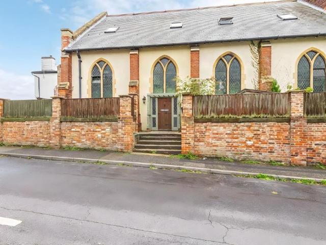 House for sale in Stokesby, Norfolk