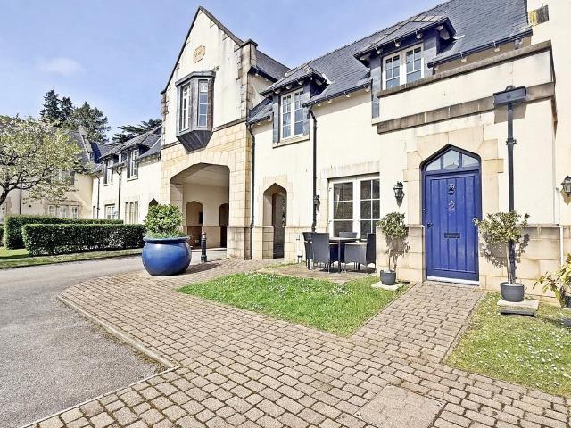 House for sale in Brynsadler, Wales
