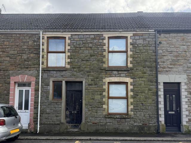 House for sale in Cwmbwrla, Nangreaves