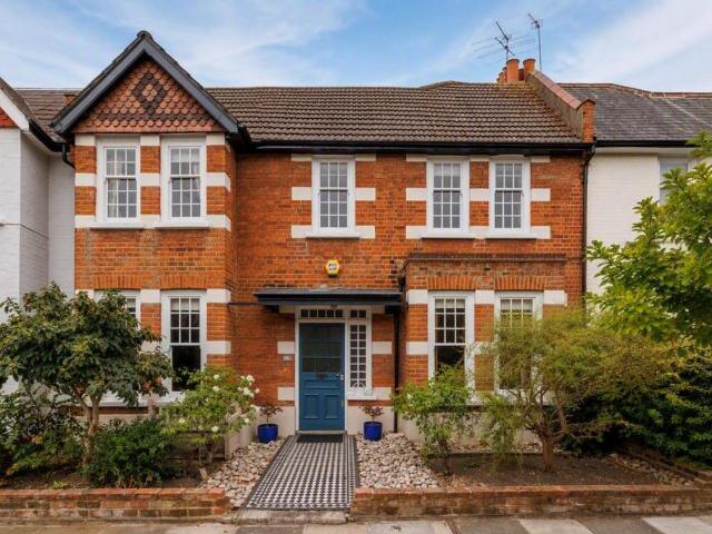 House for sale in Mortlake, Greater London