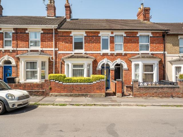 House for sale in Rodbourne, Swindon